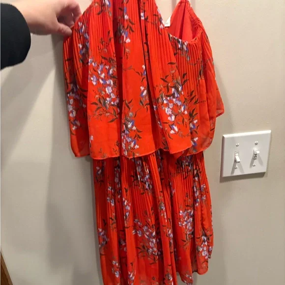 Greylin Floral Mini Halter Dress - Picture 2 of 5